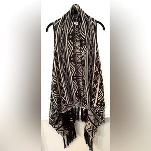 Sleeveless Aztec Cardigan